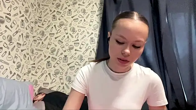 Chat XXX ao vivo de SunkShigella