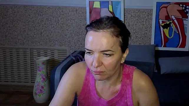 Kira_lorens3's Live XXX Chat