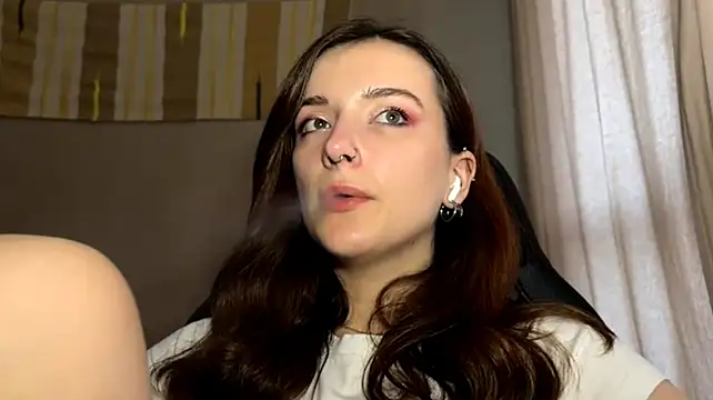 StellaMoour Adlı Modelin Canlı XXX Sohbeti