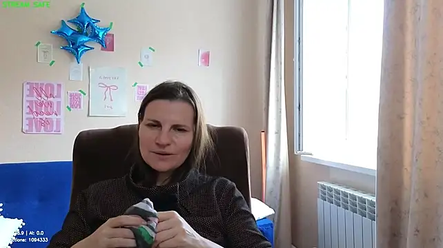 دردشة Mirabelle_Velvet الجنسية المباشرة