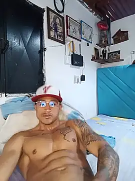 Chat XXX ao vivo de Fitneehot