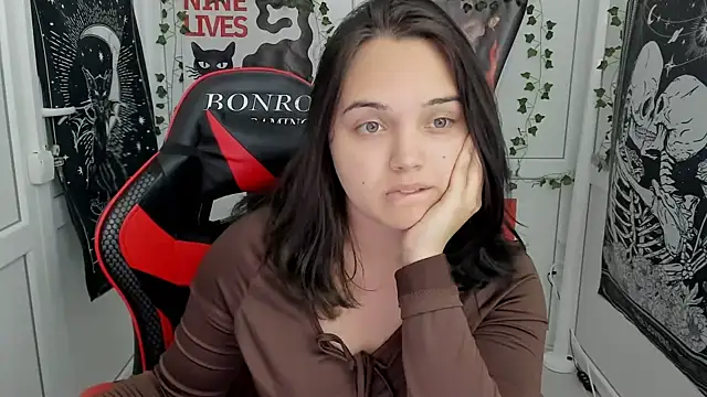 Chat XXX Live Caroline_cutte