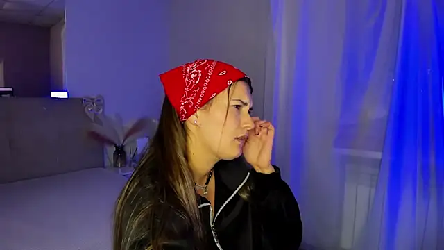 צ'אט XXX בשידור חי של Laura_Leee