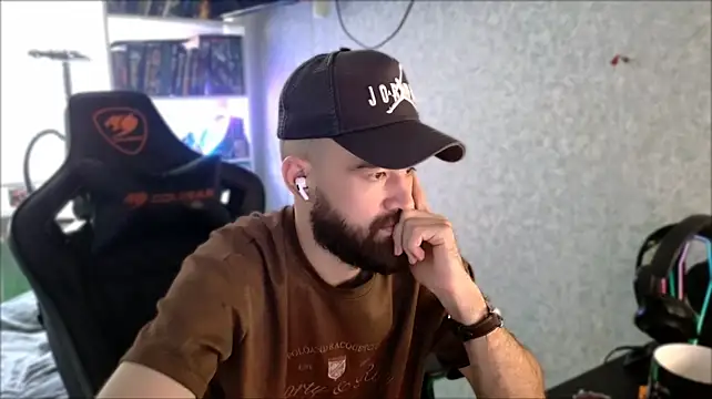 _Serious_Mann Live XXX chat