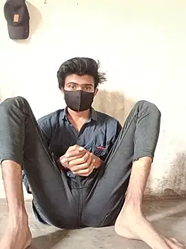 Yash_Sharma18 Webcam show