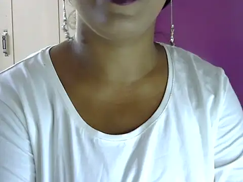 Zara_Sidd: онлайн-секс-чат