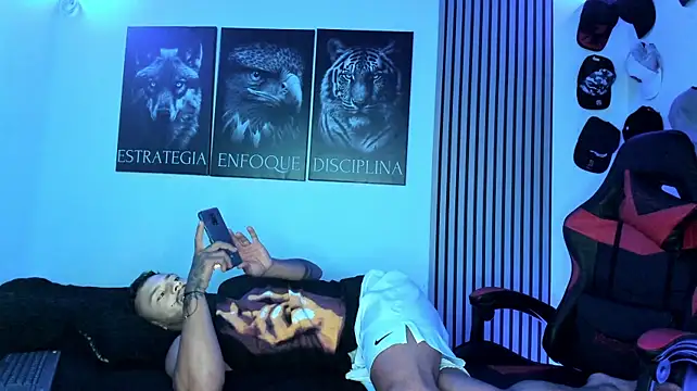 Dackson77's Live XXX Chat