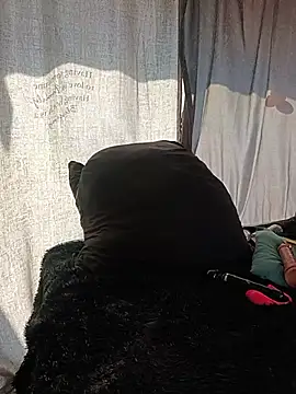 دردشة ChoklitBerryXX الجنسية المباشرة