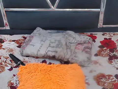 roseendoo1's Live XXX Chat