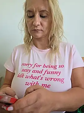 KaylinJan Live XXX-Chat
