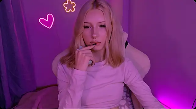 Онлайн чат XXX SashaQuin