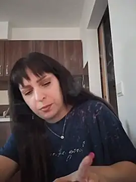 EmmaKrosss' Live XXX Chat