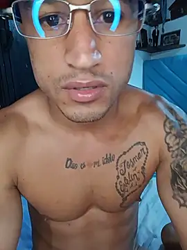 Fitneehot 现场XXX聊天