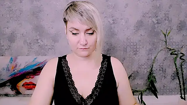 Djullia – Naživo XXX chat