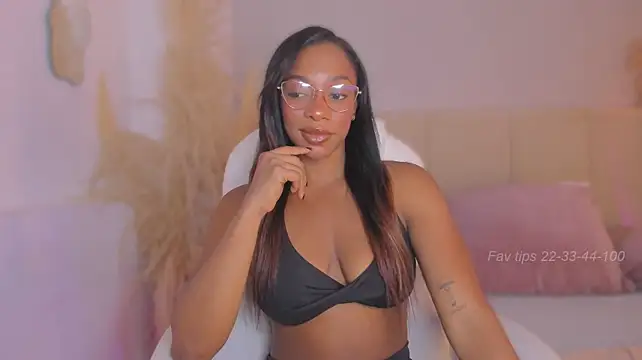aprilebony_ 라이브 XXX 채팅