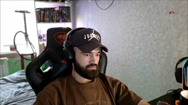 _Serious_Man Chat XXX live