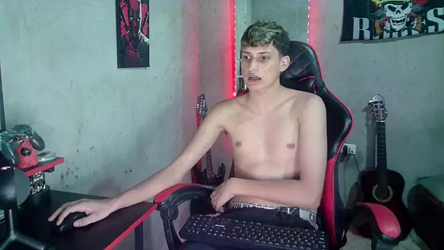 flaquito_junior – Live XXX-chat