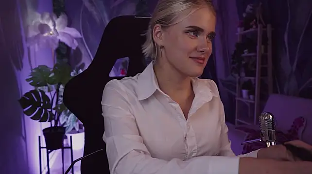 XXX chat uživo modela KattyWilde