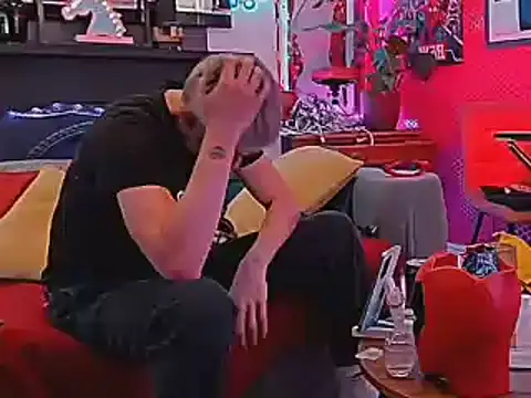 your-new-hoT-uncle Шоу с уебкамера