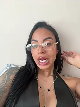 Chatroom XXX en direct de Morenaviip