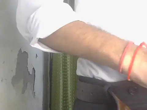 Czat XXX na żywo – Stubborndesiboy