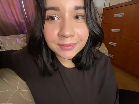Chat XXX en directo de Viviaaan_n
