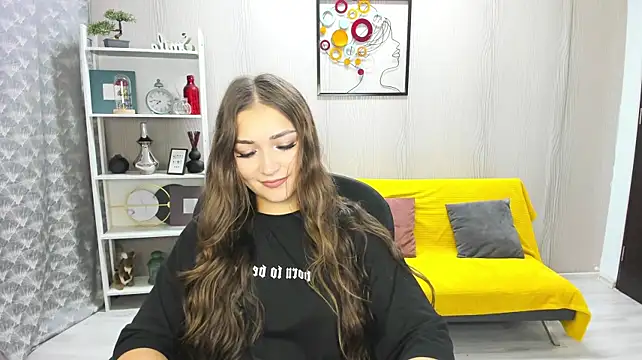 EllaClarke XXX чат на живо