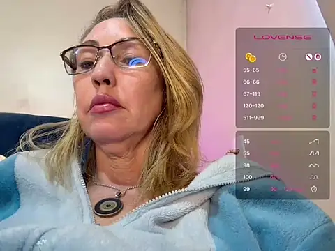 Show de RAIRAsexy na webcam