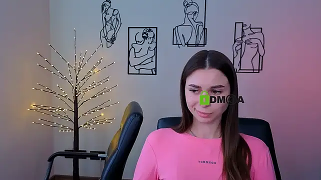Онлайн чат XXX flora_ri