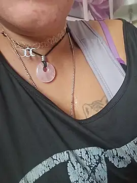 Delish_LilithのライブXXXチャット