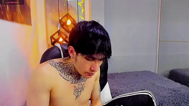 Chat XXX en directo de Cry_thereal