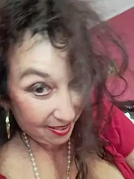 GypsyEsmeralda's Live XXX Chat