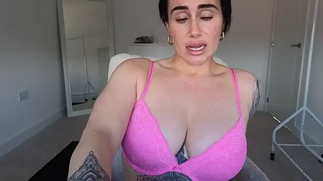 LibbyLoveHeartx Live XXX-Chat