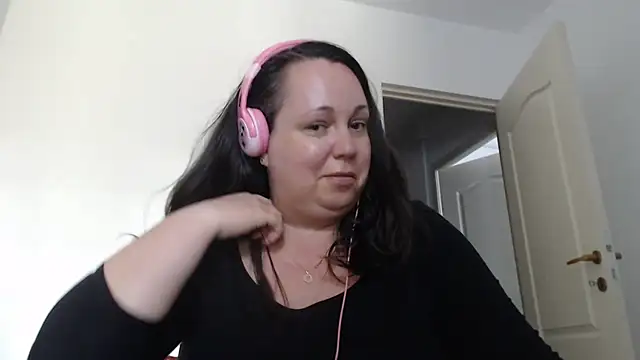 WendyRhoades Adlı Modelin Canlı XXX Sohbeti