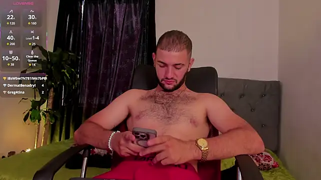MaximusClark Chat XXX in diretta