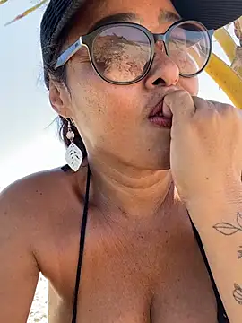 AMYBRASIL 现场XXX聊天