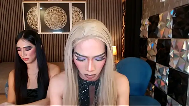 PrettyHorseCockTrans 라이브 XXX 채팅