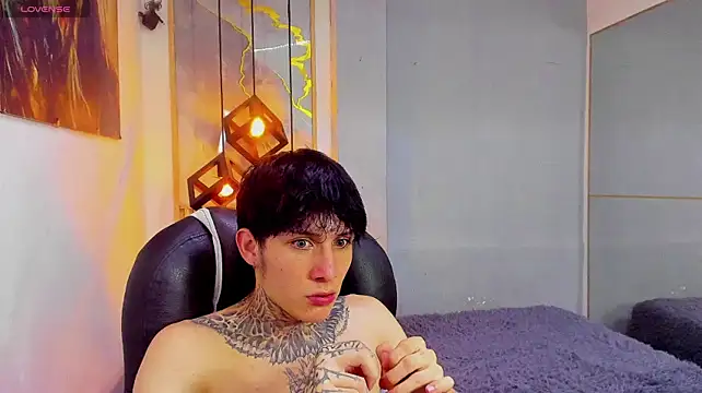 Онлайн чат XXX Cry_thereal
