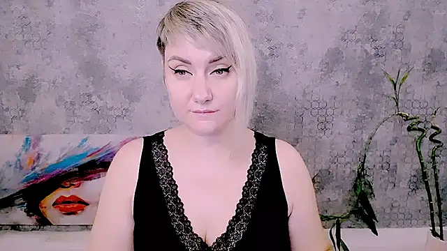 Živý XXX chat Djullia