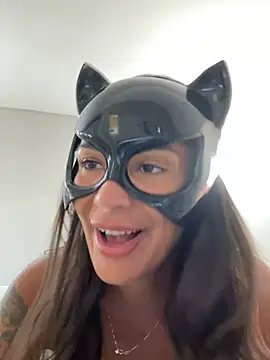 Dea_Athena69 Adlı Modelin Canlı XXX Sohbeti