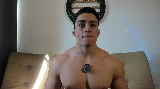 Enzo_Vega – Live XXX-chat