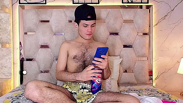 Elon_Musk77 Live XXX-Chat