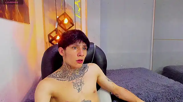 Онлайн чат XXX Cry_thereal