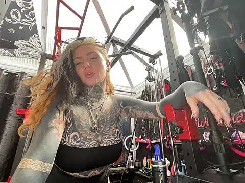 MistressWildd Obrolan Langsung XXX