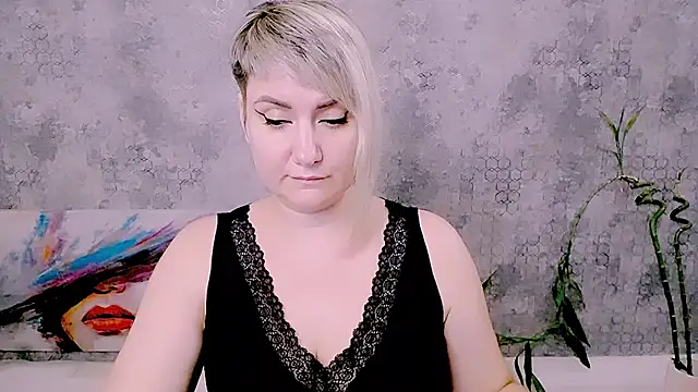Djullia Adlı Modelin Canlı XXX Sohbeti