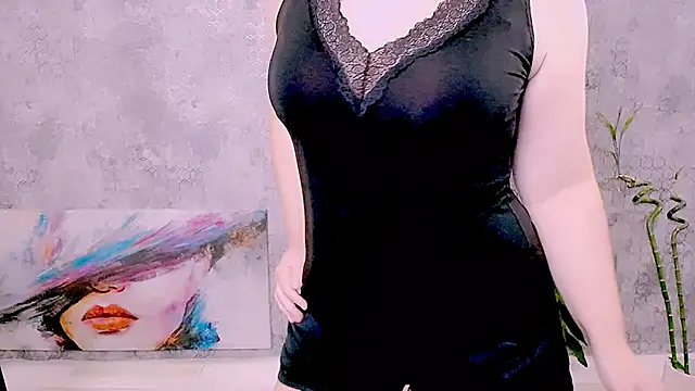 Djullia's Live XXX Chat