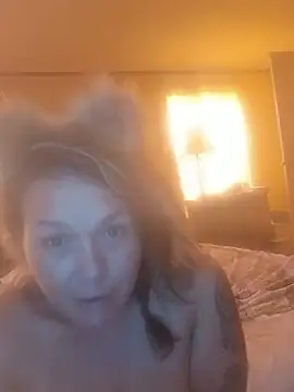 nativemilf's Webcam Show