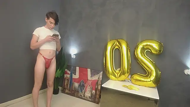 MilanDash: онлайн-секс-чат