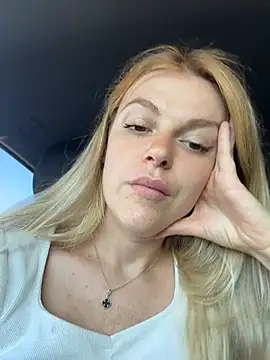 HarrietDart's Live XXX Chat
