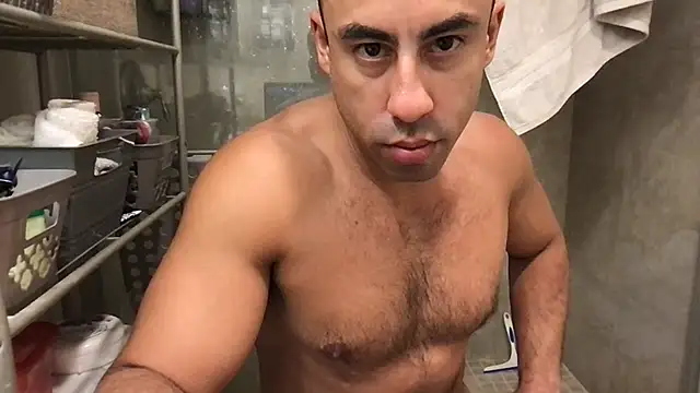 BigGuyMuscle: απευθείας συνομιλία ΧΧΧ